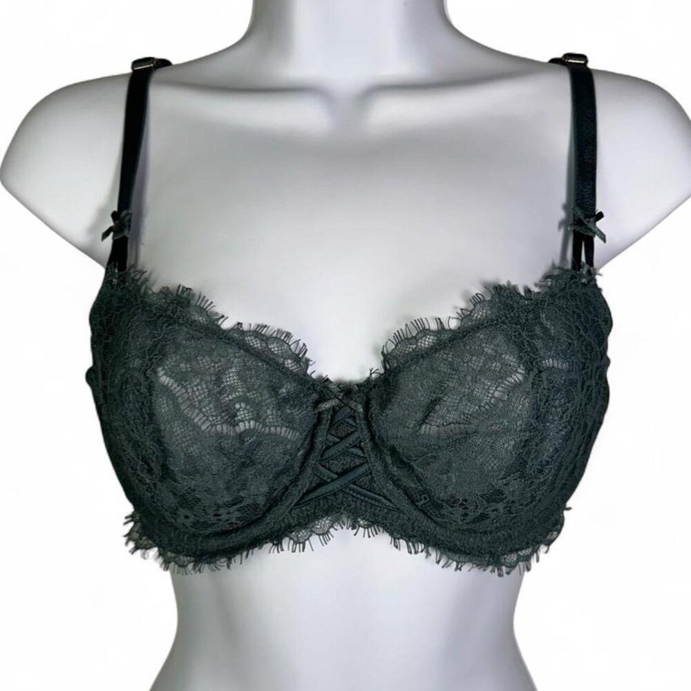 Victoria's Secret Dream Angels Wicked Unlined Lace Balconette Bra